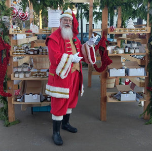 Santa Barbara Apothecary Co.'s First Christmas Pop Up was Magical